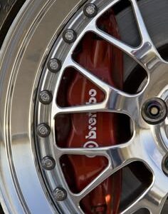 Genuine Brembo brakes